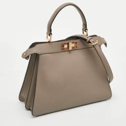 Pre Owned Fendi Peekaboo Iseeu Medium Beige Leather Top Handle Bag