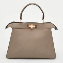 Pre Owned Fendi Peekaboo Iseeu Medium Beige Leather Top Handle Bag