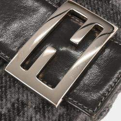 Pre Owned Fendi Gray Wool Baguette Handbag
