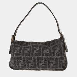 Pre Owned Fendi Gray Wool Baguette Handbag