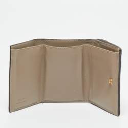 Pre Owned Fendi Baguette Micro Beige Leather Trifold Wallet