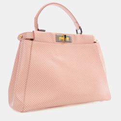 مملوكة مسبقًا Fendi Medium Peekaboo