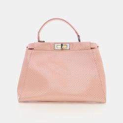 مملوكة مسبقًا Fendi Medium Peekaboo