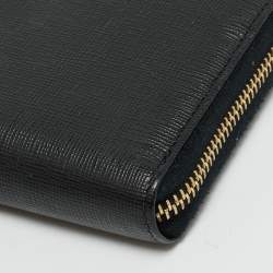 مملوكة مسبقًا Fendi Zip Black Leather Continental Wallet