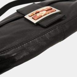 مملوكة مسبقًا Fendi Black Leather Baguette Handbag