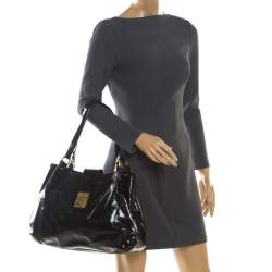 Pre Owned Fendi Black Zucchino Patent Leather Chiusura Tote