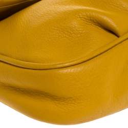 Pre Owned Fendi Yellow Leather Fendista Chain Shoulder Bag