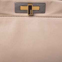 Pre Owned Fendi Nude Leather Medium Peekaboo Top Handle Bag