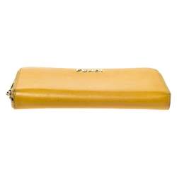 Pre Owned Fendi Yellow Leather Zip Around Wallet