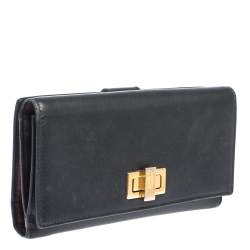 Pre Owned Fendi Black Leather Peekaboo Continental Wallet