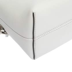 Pre Owned Fendi White Leather Mini By The Way  Flower Tail Mini Crossbody Bag