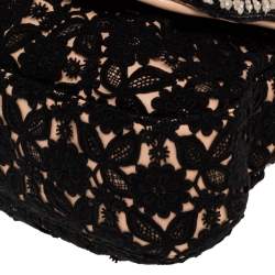Pre Owned Fendi Black/Beige Lace and Leather Beads Embellished B Shoulder Bag