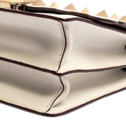 Pre Owned Fendi White Leather Small Scalloped Kan I Shoulder Bag
