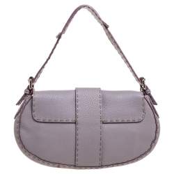 مملوكة مسبقًا حقيبة كتف فندي سيليريا جلد بنفسجي فاتح