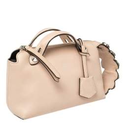 Pre Owned Fendi Beige Leather By The Way Crossbody Bag