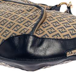 Pre Owned Fendi Beige/Blue Zucchino Canvas and Leather Pocket Chef Hobo
