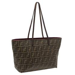 مملوكة مسبقًا Fendi Tobacco Zucca Coated Canvas Spalmati Roll Shopper Tote
