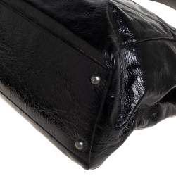 Pre Owned Fendi Black Crinkled Patent Leather Large Peekaboo Tote