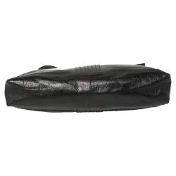 Pre Owned حقيبة كتف فندي ماكسي باغيت جلد أسود بقلاب