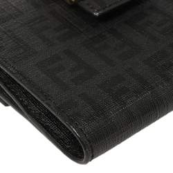 مملوكة مسبقًا Fendi Black Zucchino Coated Canvas Compact Wallet