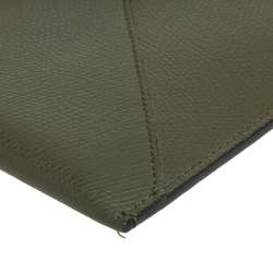 Pre Owned Fendi Green Leather Envelope Pouch