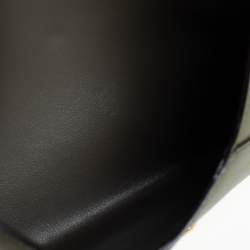 Pre Owned Fendi Green Leather Envelope Pouch