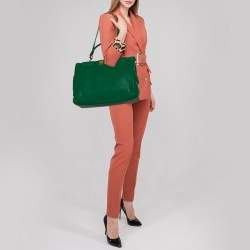 مملوكة مسبقًا Fendi Green Selleria Leather Large Peekaboo Top Handle Bag