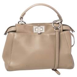 مملوكة مسبقًا حقيبة فندي بيكابو جلد بيج يد علوية صغيرة