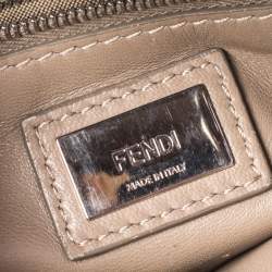 مملوكة مسبقًا حقيبة فندي بيكابو جلد بيج يد علوية صغيرة