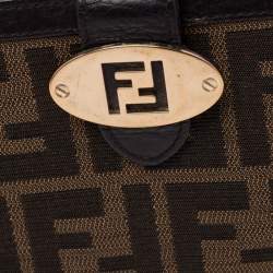 مملوكة مسبقًا محفظة فندي كونتيننتال جلد وكانفاس زوكا توباكو بقلاب