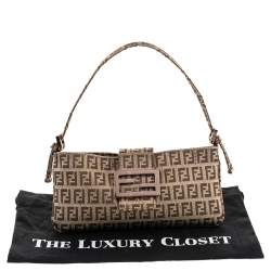 مملوكة مسبقًا Fendi Gold Zucca Canvas Mama Baguette Bag