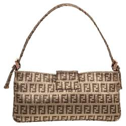 مملوكة مسبقًا Fendi Gold Zucca Canvas Mama Baguette Bag