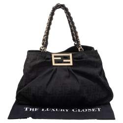 Pre Owned حقيبة كتف فندي ميا كانفاس زوكا أسود كبيرة