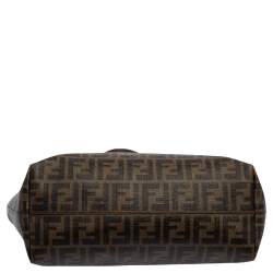 مملوكة مسبقًا حقيبة يد توتس فندي رول شوبر كانفاس توباكو زوكا مقوى صغيرة