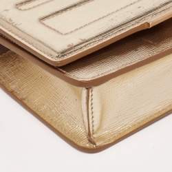 Pre Owned محفظة فندي تيوب أون جلد ذهبي لامع بسلسلة