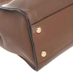 Pre Owned Fendi Dark Brown Leather Medium Peekaboo Top Handle Bag