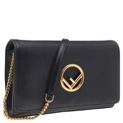 مملوكة مسبقًا Fendi Black Leather Kan I F Wallet On Chain Clutch