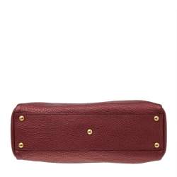 Pre Owned Fendi Metallic Ruby Red Selleria Leather Medium Peekaboo Top Handle Bag