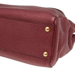 Pre Owned Fendi Metallic Ruby Red Selleria Leather Medium Peekaboo Top Handle Bag