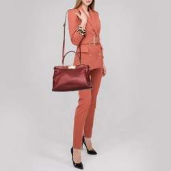 Pre Owned Fendi Metallic Ruby Red Selleria Leather Medium Peekaboo Top Handle Bag