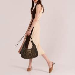 Pre Owned Fendi Brown Zucca Canvas And Patent Leather Mia Hobo