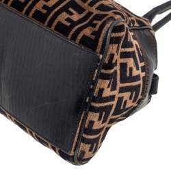 Pre Owned حقيبة فندي شيف دي جور جلد لامع وكانفاس أسود مرصع متوسطة