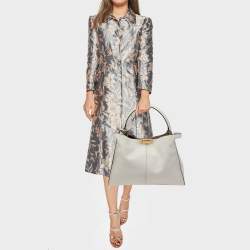 Pre Owned Fendi White Leather Medium Peekaboo X Lite Top Handle Bag