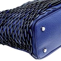 مملوكة مسبقًا Fendi Blue Selleria Leather and Suede Small Scalloped Anna Bucket Bag