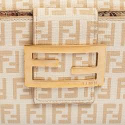 مملوكة مسبقًا Fendi Cream Zucchino Coated Canvas FF Flap Compact Wallet