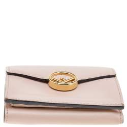 مملوكة مسبقًا  محفظة فندي مايكرو إف إذ فندي جلد وردي ثلاثية الطي