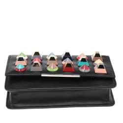 مملوكة مسبقًا محفظة بسلسلة فندي جلد أسود مرصعة أشكال قوس قزح 