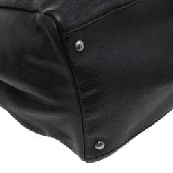 Pre Owned Fendi Black Leather Large Peekaboo Top Handle Bag