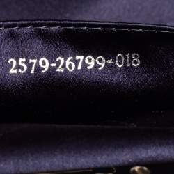 Pre Owned Fendi Navy Blue/White Zucchino Canvas Metal Frame Clutch
