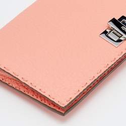 مملوكة مسبقًا Fendi Peach Selleria Leather Peekaboo Wallet